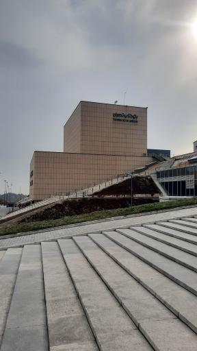 عکس ساختمان باغ کتاب تهران