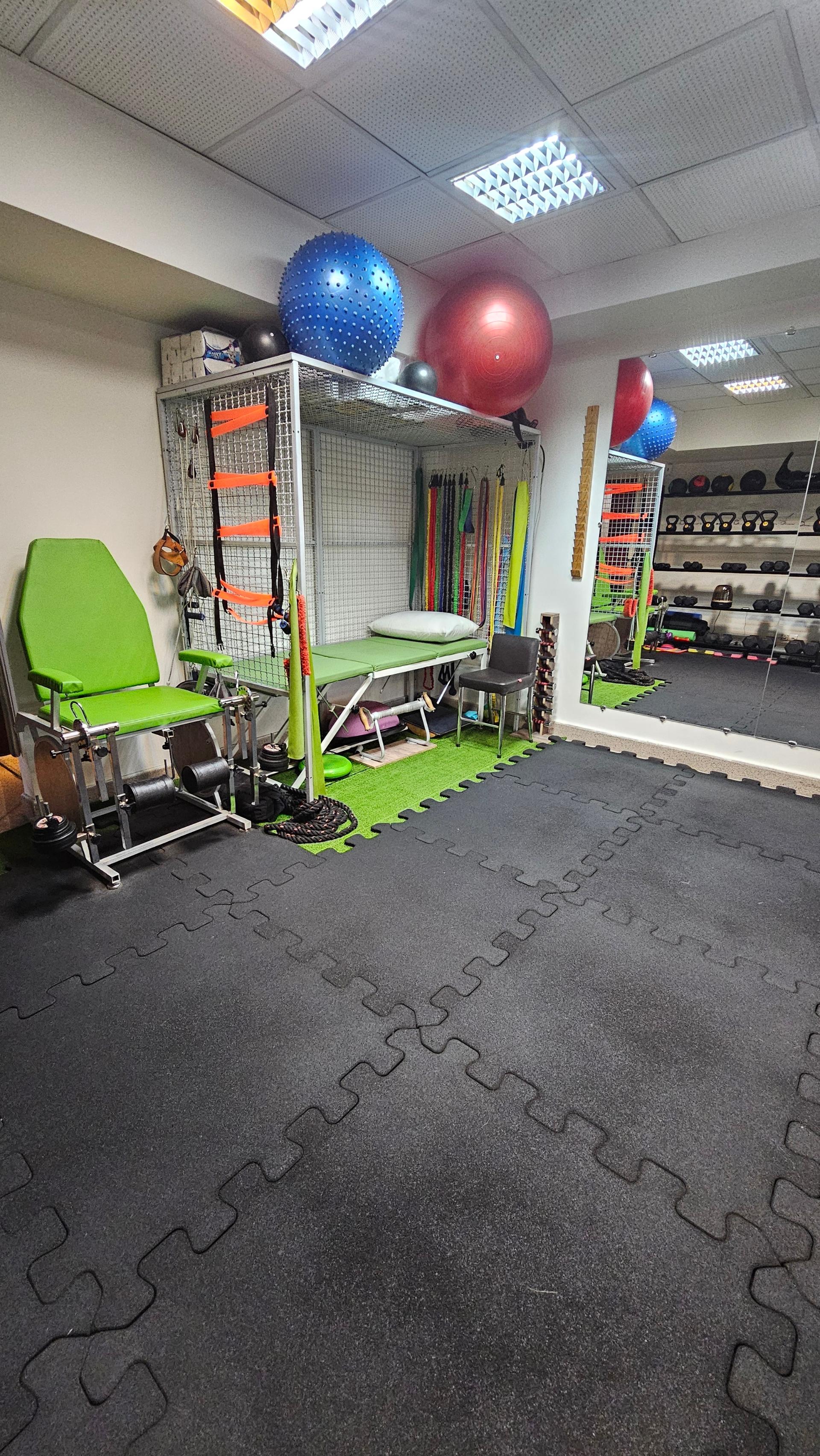 عکس فیزیوتراپی ورزشی ستاره