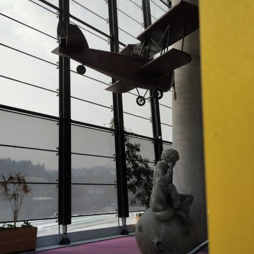 عکس ساختمان باغ کتاب تهران