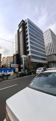 عکس ستاد و شعبه مرکزی بانک خاورمیانه