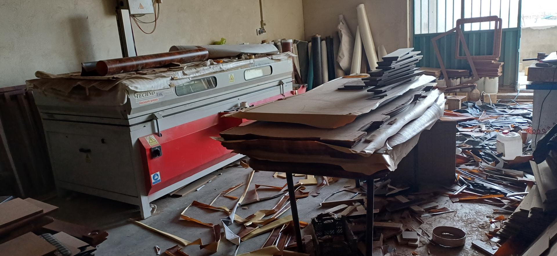 عکس شرکت آذر قائم