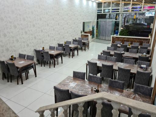 عکس رستوران ادیب