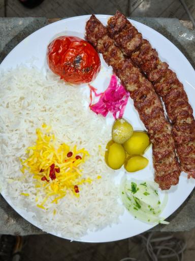 عکس رستوران ادیب