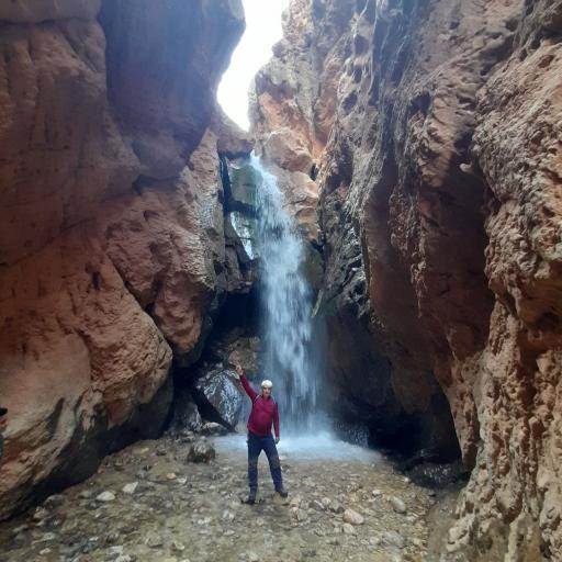 عکس آبشار هفت رنگ مجن