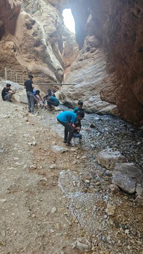 عکس آبشار هفت رنگ مجن