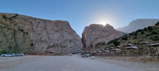 عکس آبشار هفت رنگ مجن