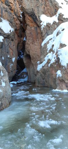 عکس آبشار هفت رنگ مجن