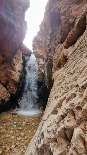 عکس آبشار هفت رنگ مجن