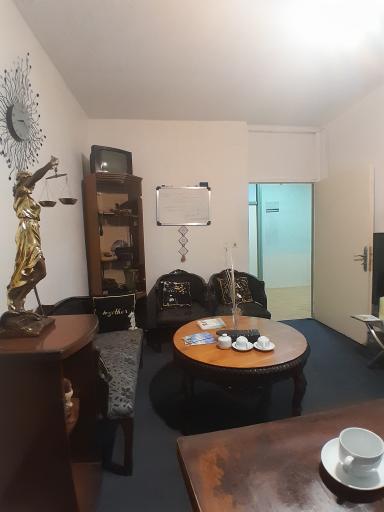 عکس موسسه حقوقی خانه عدالت ایزد منان