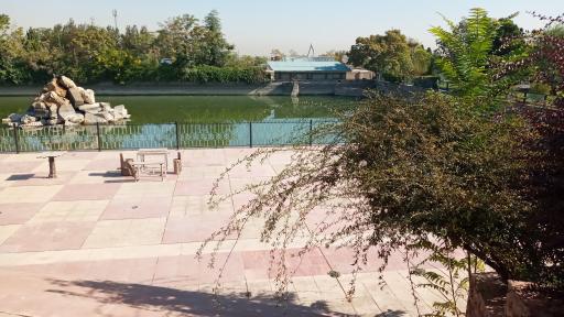 عکس دریاچه مصنوعی دانشگاه اصفهان