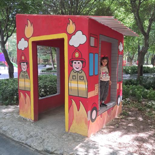 عکس وسیله بازی کودکان 