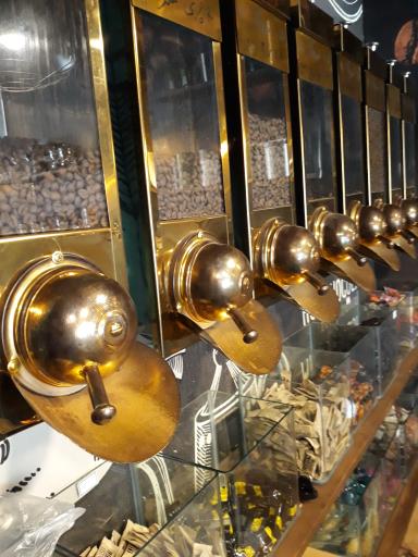 عکس کافه آنا