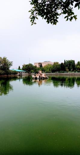عکس دریاچه مصنوعی دانشگاه اصفهان