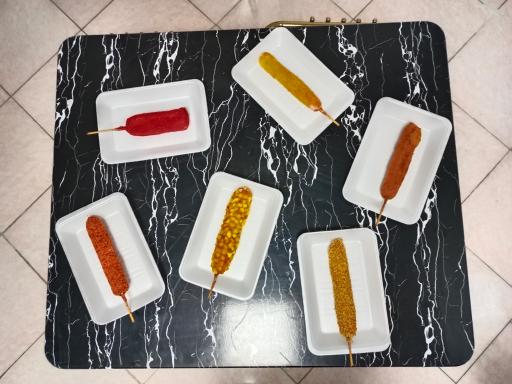 عکس فست‌فود دنیای مزه ها 