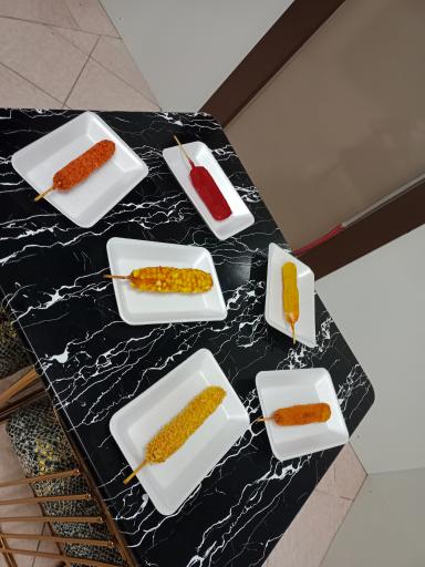 فست‌فود دنیای مزه ها 