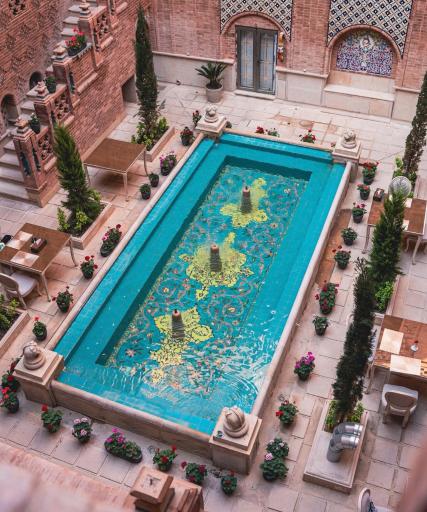 عکس شربت خانه و کافه یوتاب