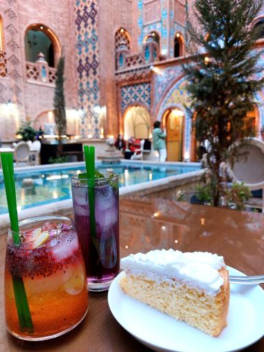 عکس شربت خانه و کافه یوتاب