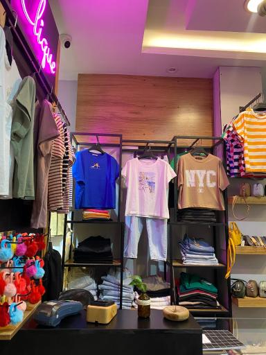 عکس فروشگاه لباس زنانه کیلیک