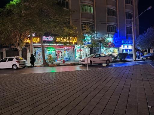 عکس دیانا مارکت