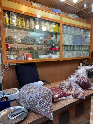 عکس زعفران و خشکبار قربانیان 