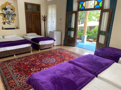 اقامتگاه پاسارگاد اصفهان