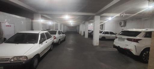 عکس پارکینگ تالار لیدوما
