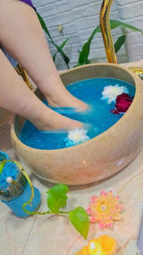 عکس مرکز ماساژ و اسپا کهرُبا