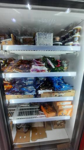 عکس فروشگاه یاران دریان شعبه لوکس گیشا