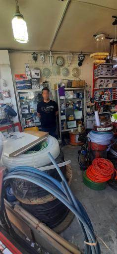 عکس الکتریکی و لوازم ساختمانی خاتم