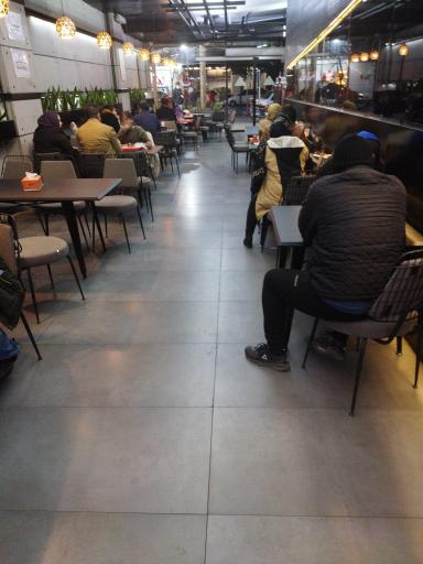 عکس جان اسنک پلاس شعبه 2