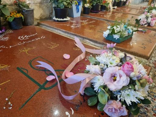 عکس کهف الشهدا