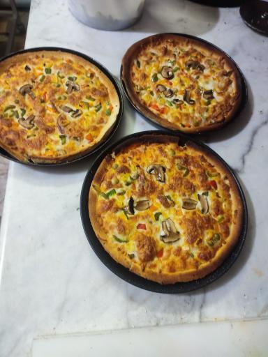 عکس پیتزا و ساندویچ خاطره