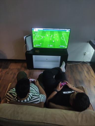 عکس کافه بازی میلو