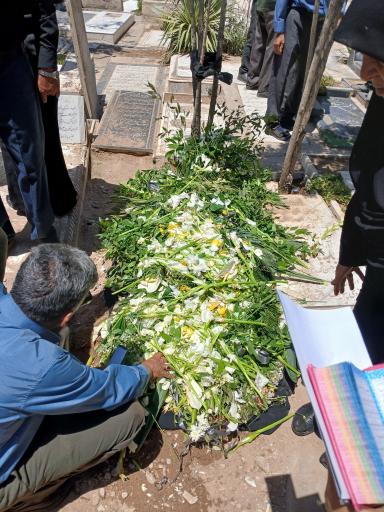 عکس مزار مرحوم حاج محمد ایران منش