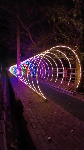 عکس تونل نوری پل قرمز نیر