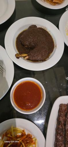 عکس رستوران پایتخت