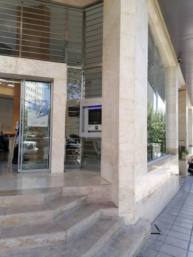 عکس موسسه اعتباری ملل شعبه قائم مقام