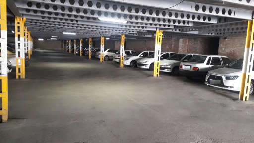 عکس پارکینگ استخر ارمغان