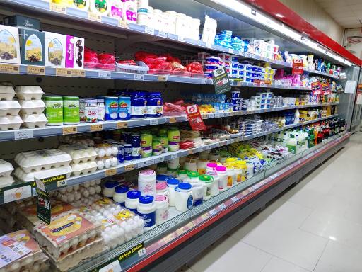 عکس فروشگاه افق کوروش