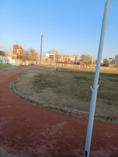 عکس زمین چمن استادیوم تختی مراغه