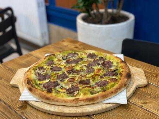 عکس پیتزا پایزانو