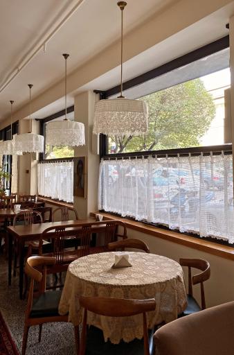 عکس کافه چارده صفر یک