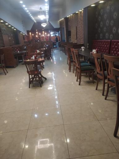 عکس کافه رستوران کارن