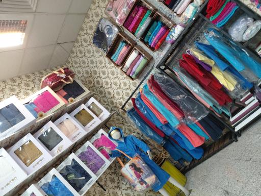 عکس تولید و پخش حوله روژان
