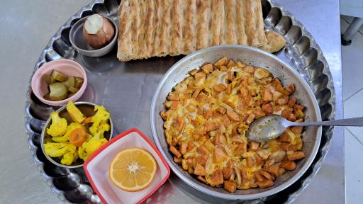 عکس غذاخوری قاسمی