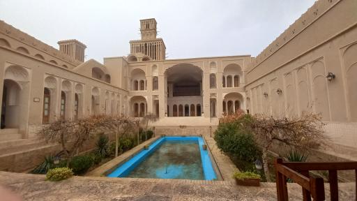 عکس خانه تاریخی آقازاده