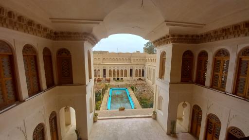 عکس خانه تاریخی آقازاده