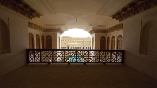 عکس خانه تاریخی آقازاده