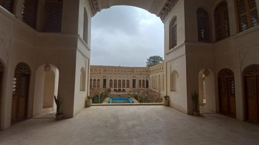 عکس خانه تاریخی آقازاده