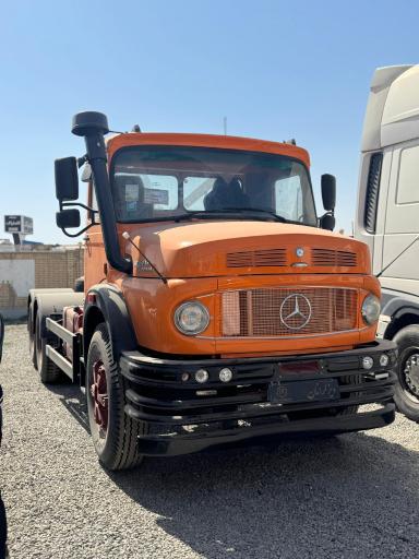 عکس نمایشگاه کامیون دیزل رانان